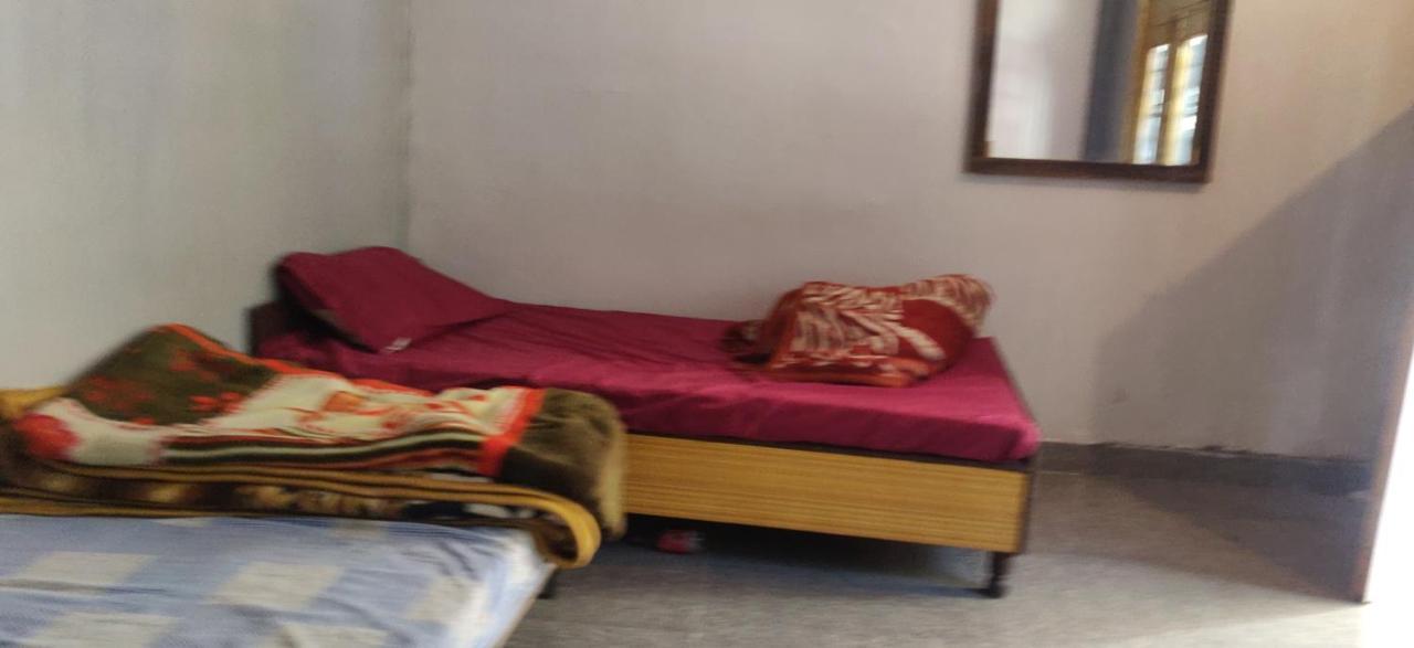Shanti Cafe & Hostels Kasol Exterior photo