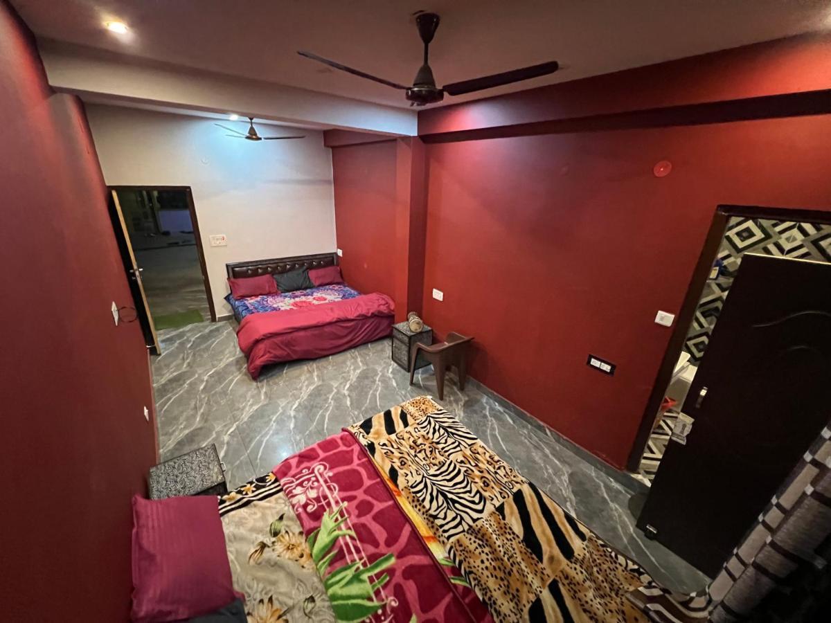 Shanti Cafe & Hostels Kasol Exterior photo