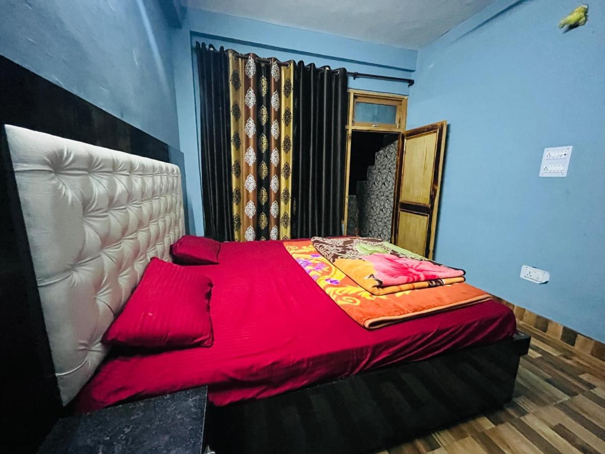 Shanti Cafe & Hostels Kasol Exterior photo